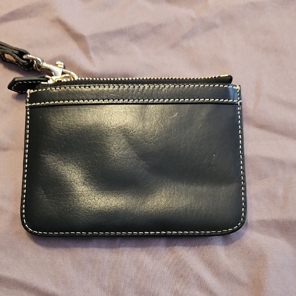 Vintage Dooney & Bourke Black Leather Pouch with Gold Accents - Picture 4 of 4